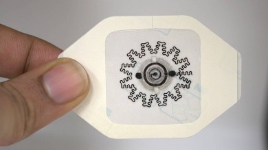 Wasserbetriebener, elektronikfreier Verband (WPED) zur elektrischen Stimulation von Wunden - ©Rajaram Kaveti_State University of North Carolina